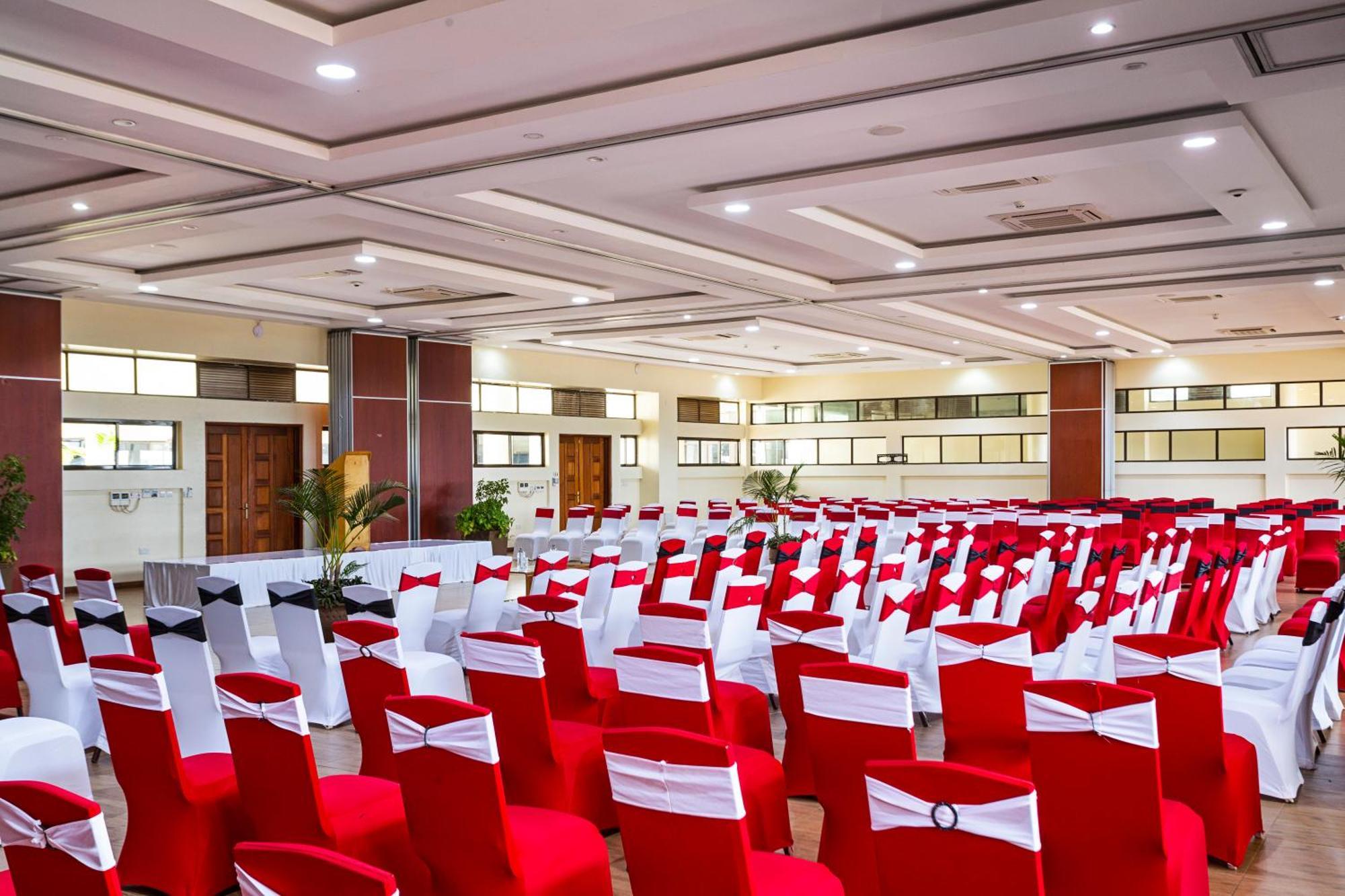 Verona Hotel And Conference Center Ruiru ภายนอก รูปภาพ