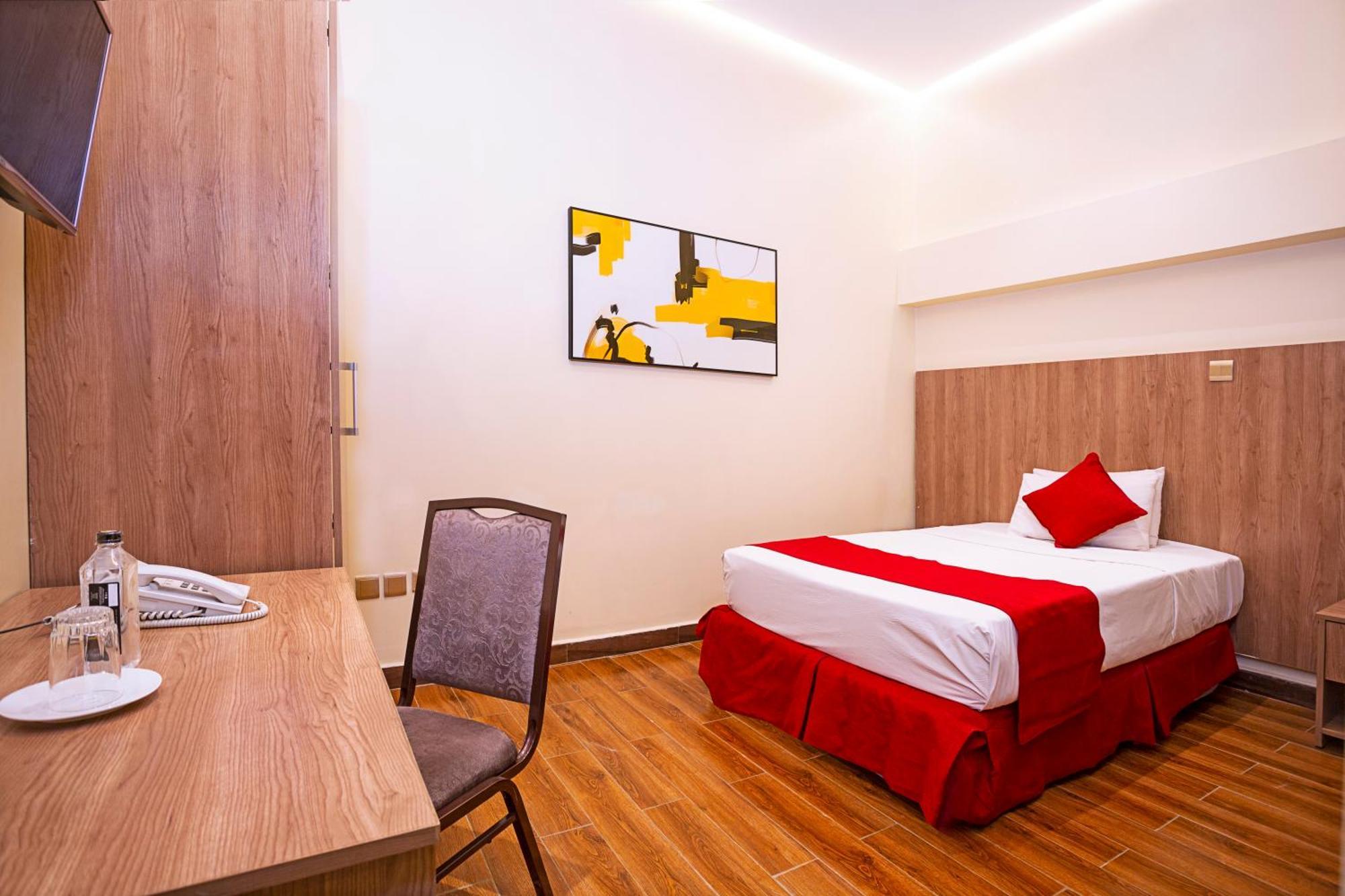 Verona Hotel And Conference Center Ruiru ภายนอก รูปภาพ